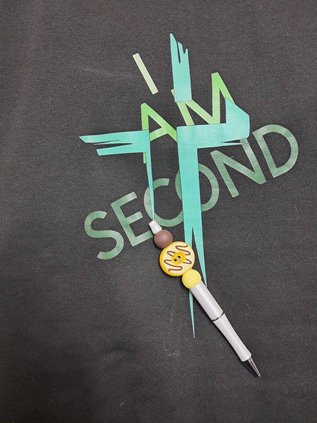 Beaded pen